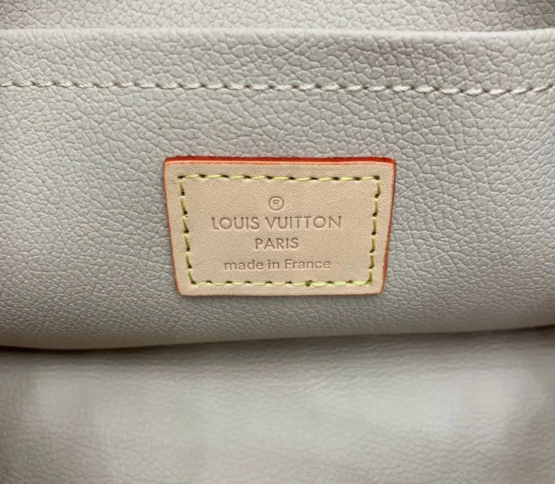 The Dopp handbag asasshop