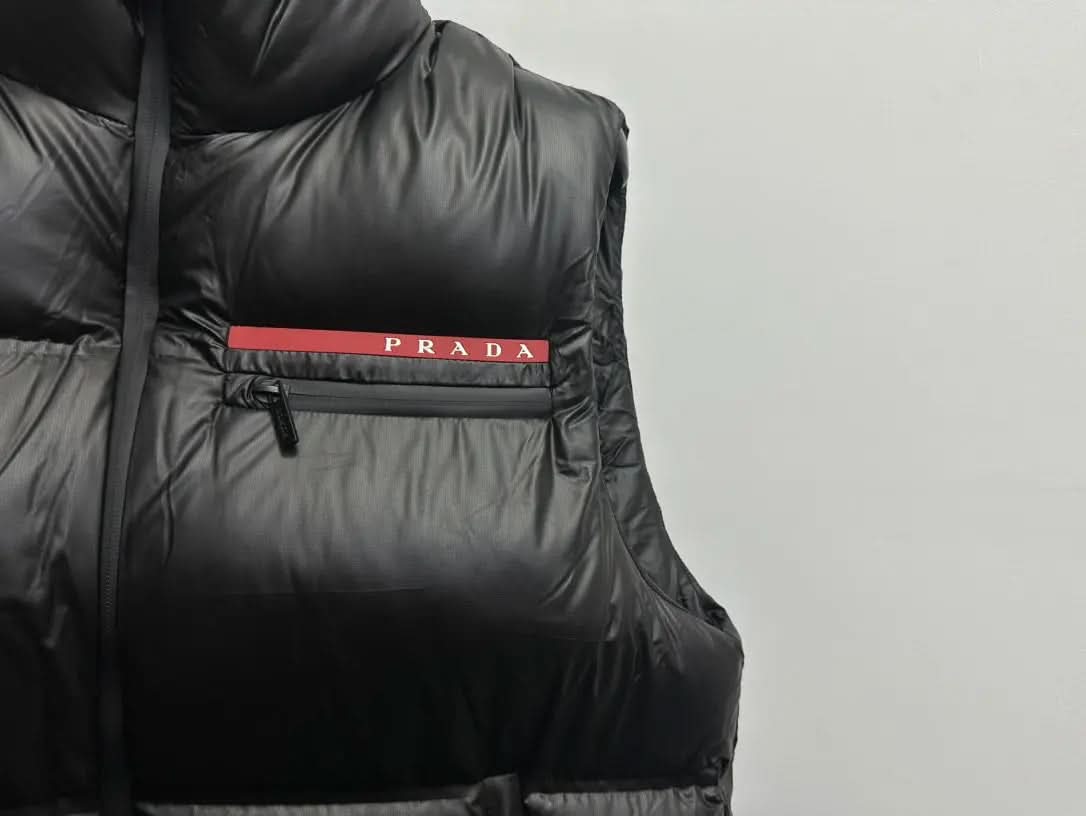 Light Re-Nylon Hooded Gilet Jacket asasshop