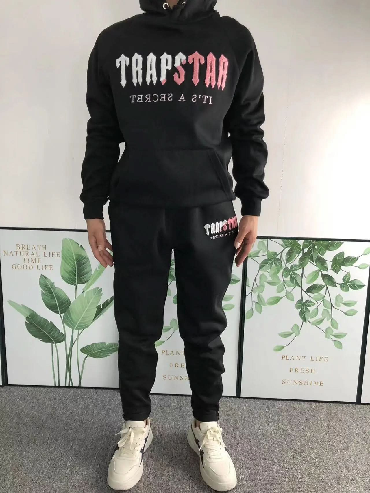 Trapstar London Agasalho esportivo IRONGATE ARCH IT’S A SECRET asasshop