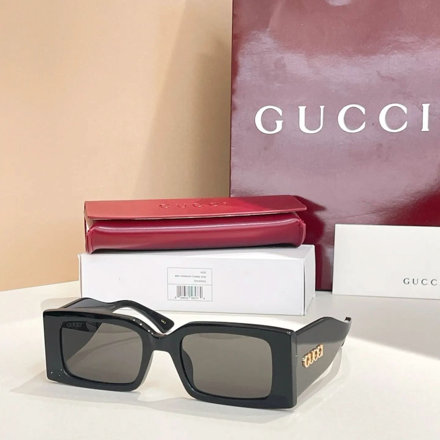 Sunglasses MODEL: GG1860S 🐝🐝🐝 SIZE: 53-22-145 asasshop