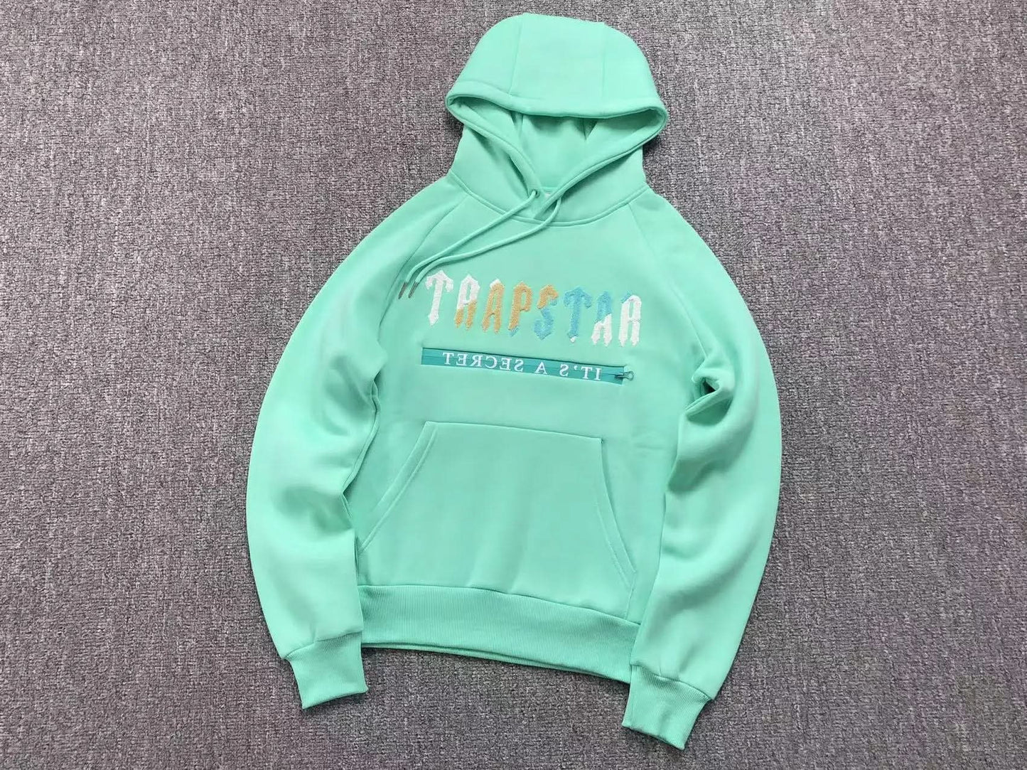 TRAPSTAR CHENILLE DECODED 2.0 asasshop