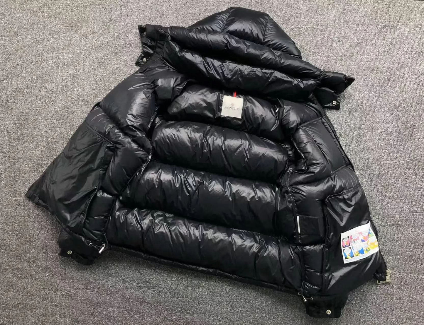 Black Montbeliard Down Jacket Moncler asasshop