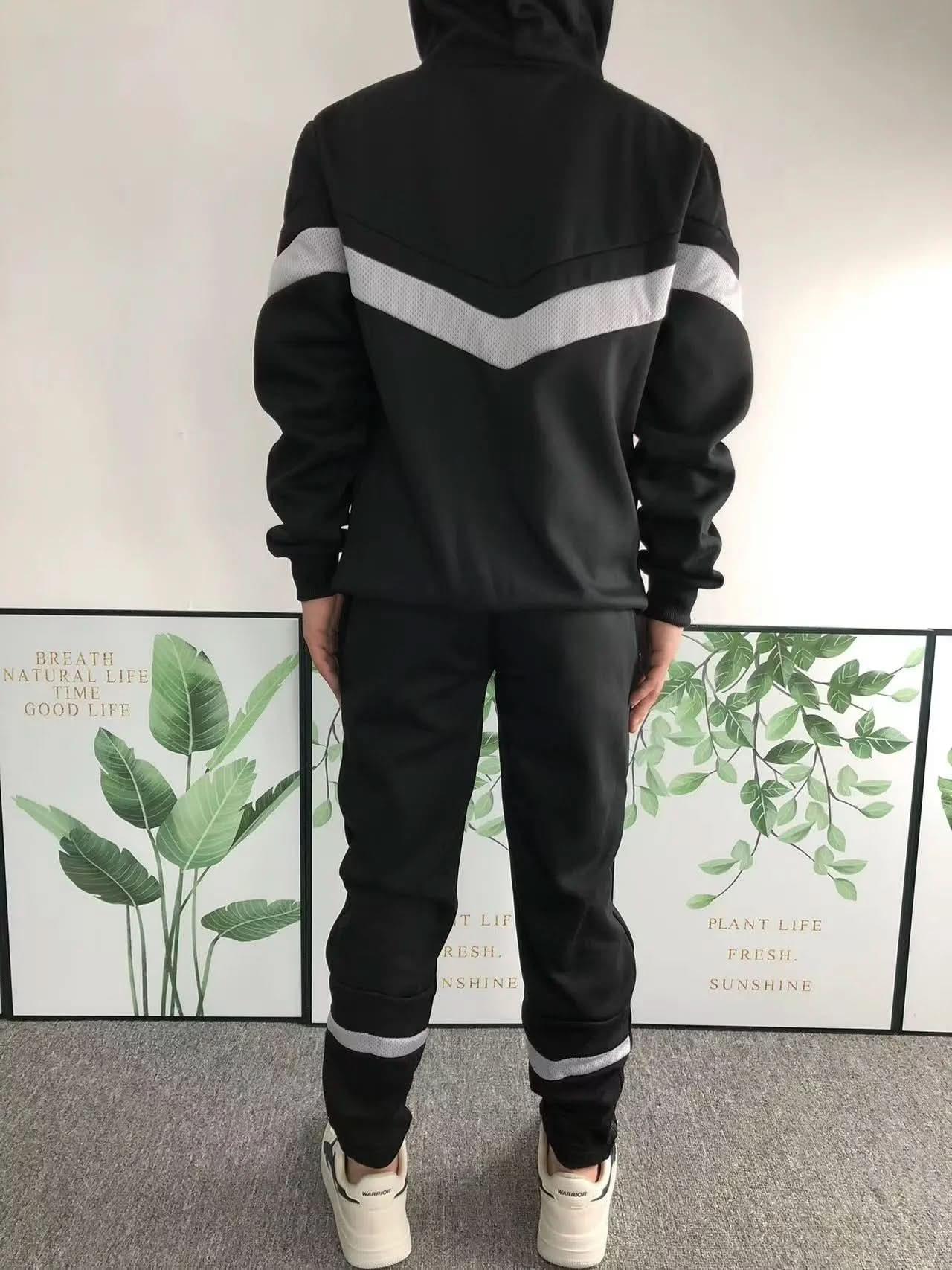 Trapstar V Stripe Hoodie Tracksuit Black/Grey asasshop