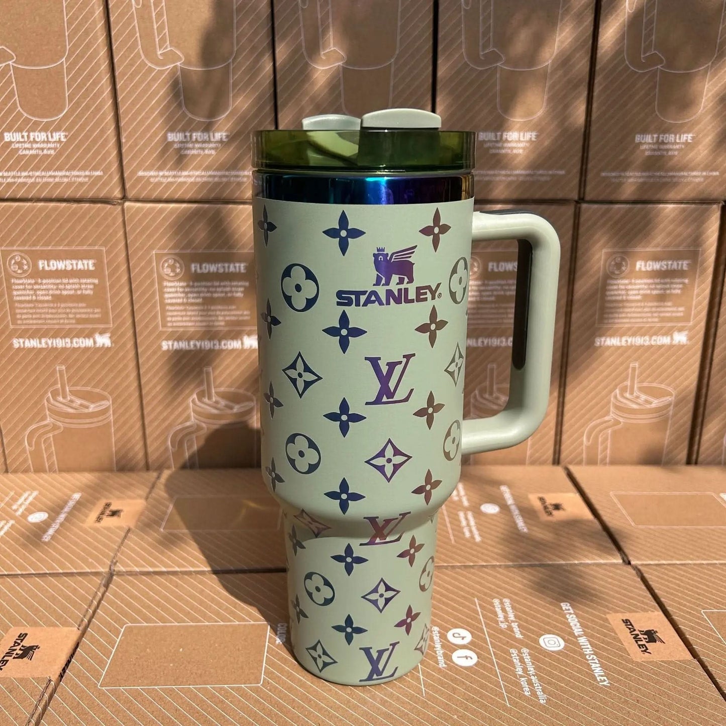 Stanley lv 40 oz Holographic Thermal Cup – Shine, Style, and Comfort in Every Sip asasshop