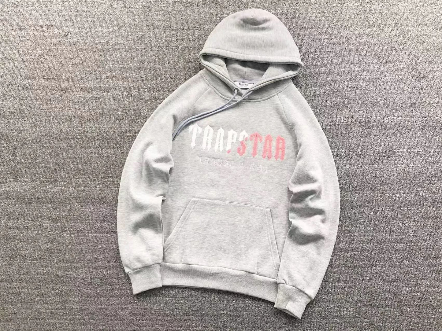 Trapstar London Agasalho esportivo IRONGATE ARCH IT’S A SECRET asasshop