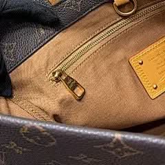 SHOPPER TOTE Medium Bag M13928 Monogram Full Leather Exclusive Duty-Free Channel asasshop