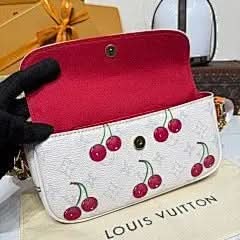 X TM WALLET ON CHAIN IVY M14239 White Cherry Blossom 🍒 Exclusive Duty-Free Channel asasshop