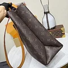 SHOPPER TOTE Medium Bag M13928 Monogram Full Leather Exclusive Duty-Free Channel asasshop