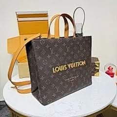 SHOPPER TOTE Medium Bag M13928 Monogram Full Leather Exclusive Duty-Free Channel asasshop