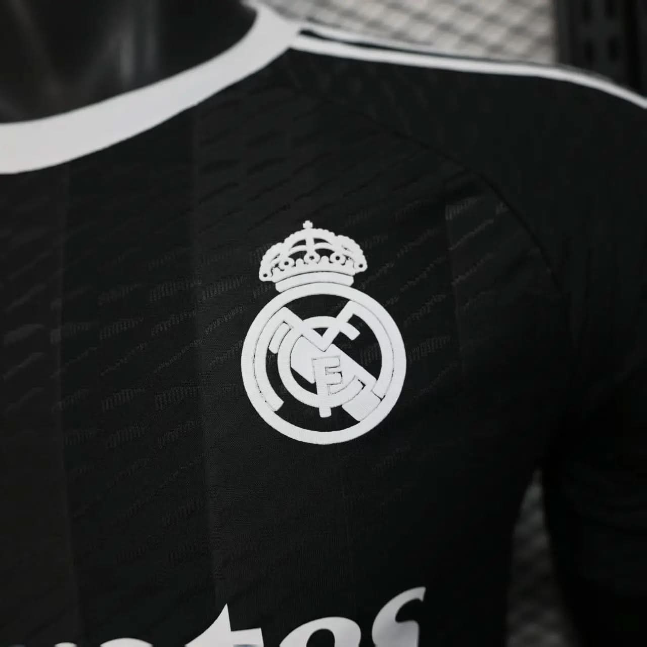 2025-26 Real Madrid Goalkeeper Black Player Size S-2XL asasshop