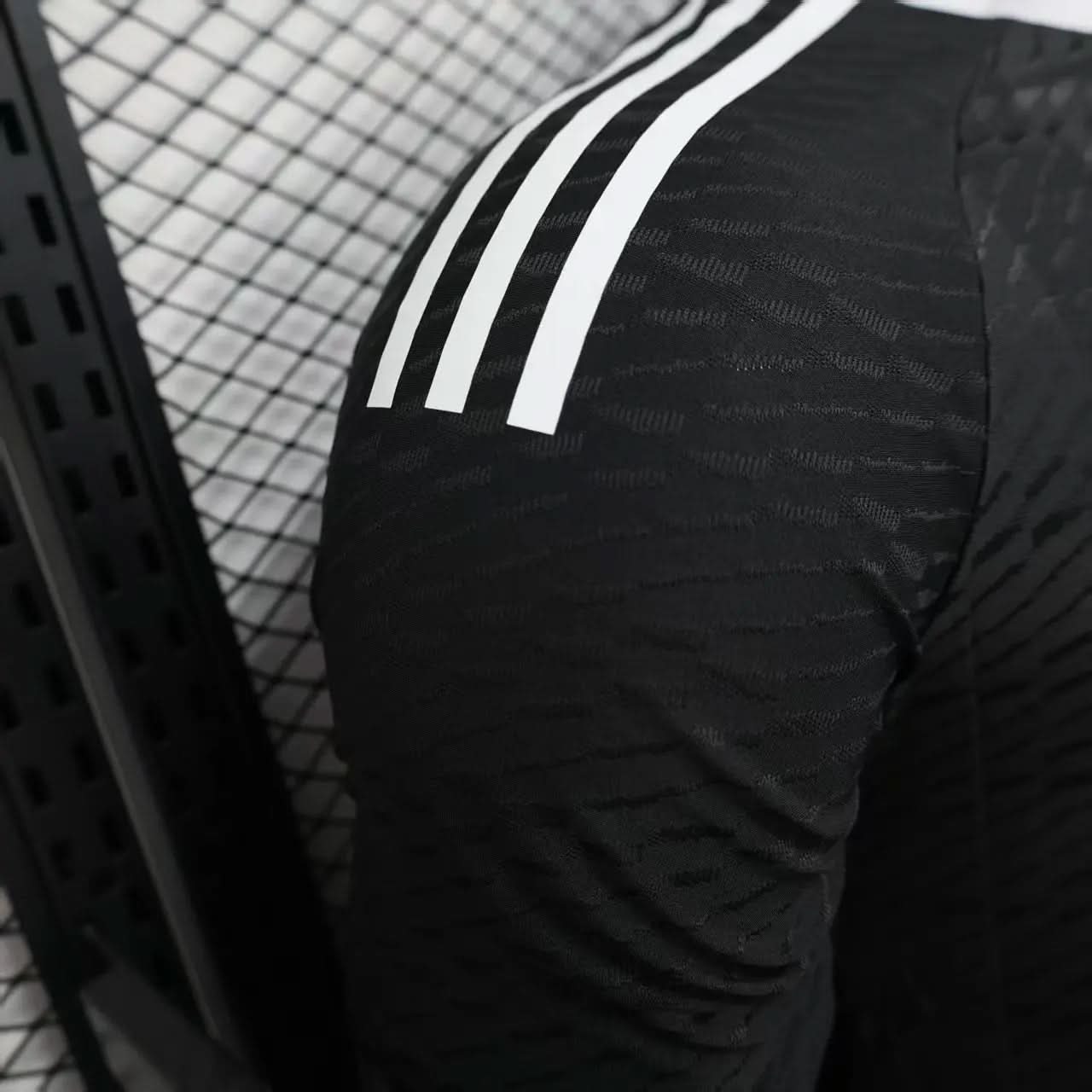 2025-26 Real Madrid Goalkeeper Black Player Size S-2XL asasshop