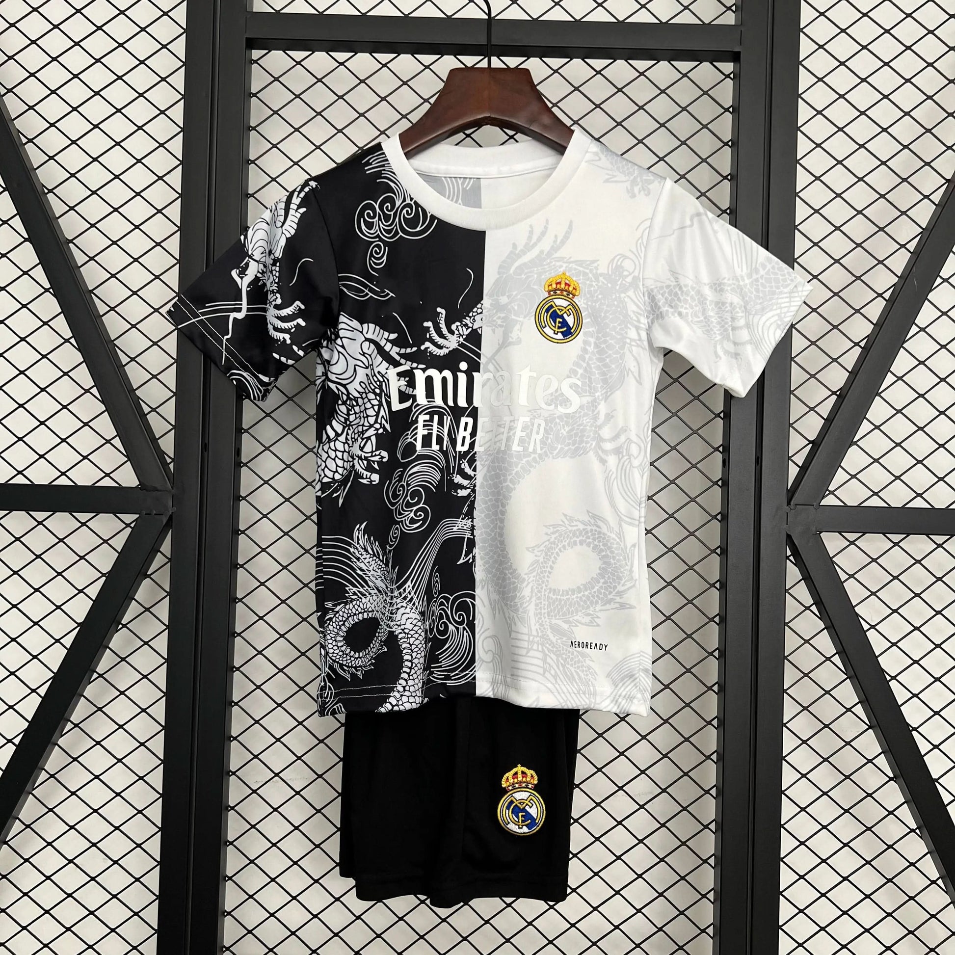 2025-26 Real Madrid Black-White Dragon KIDS 16-28 asasshop