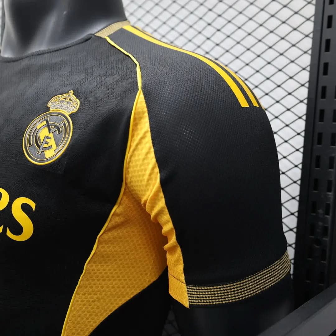 2025-26 Real Madrid Special Gold Black Player S-2XL asasshop