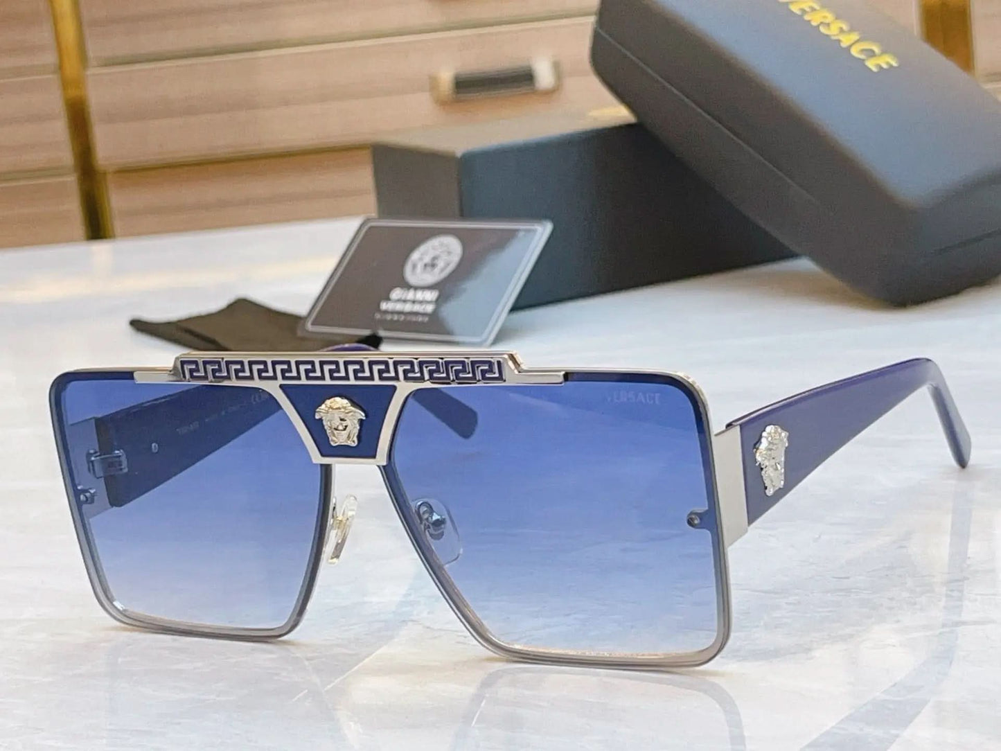 New Sunglasses, MODEL: VE5722, SIZE: 62-16-145 asasshop