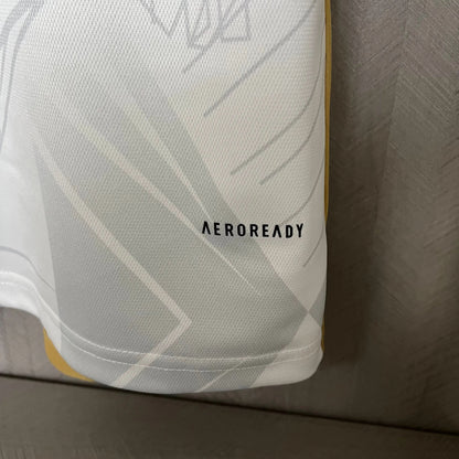 2025-26 Real Madrid Special Edition Platinum asasshop