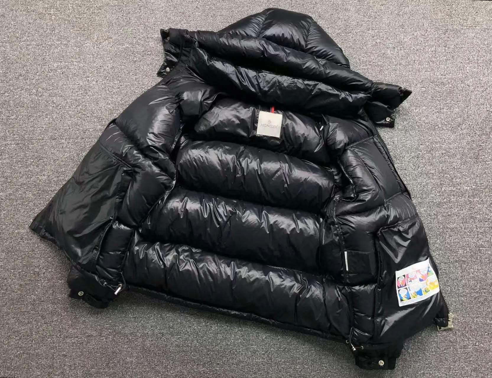 Black Montbeliard Down Jacket Moncler asasshop