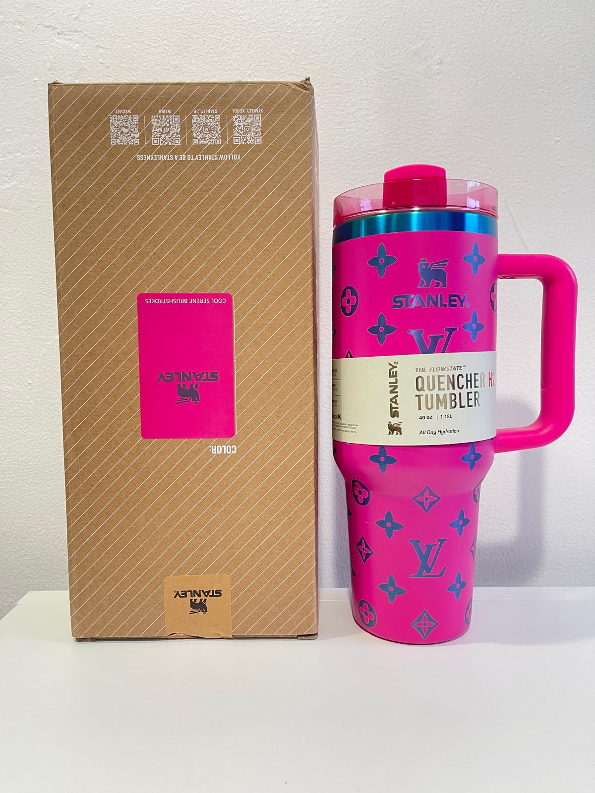 Stanley lv 40 oz Holographic Thermal Cup – Shine, Style, and Comfort in Every Sip