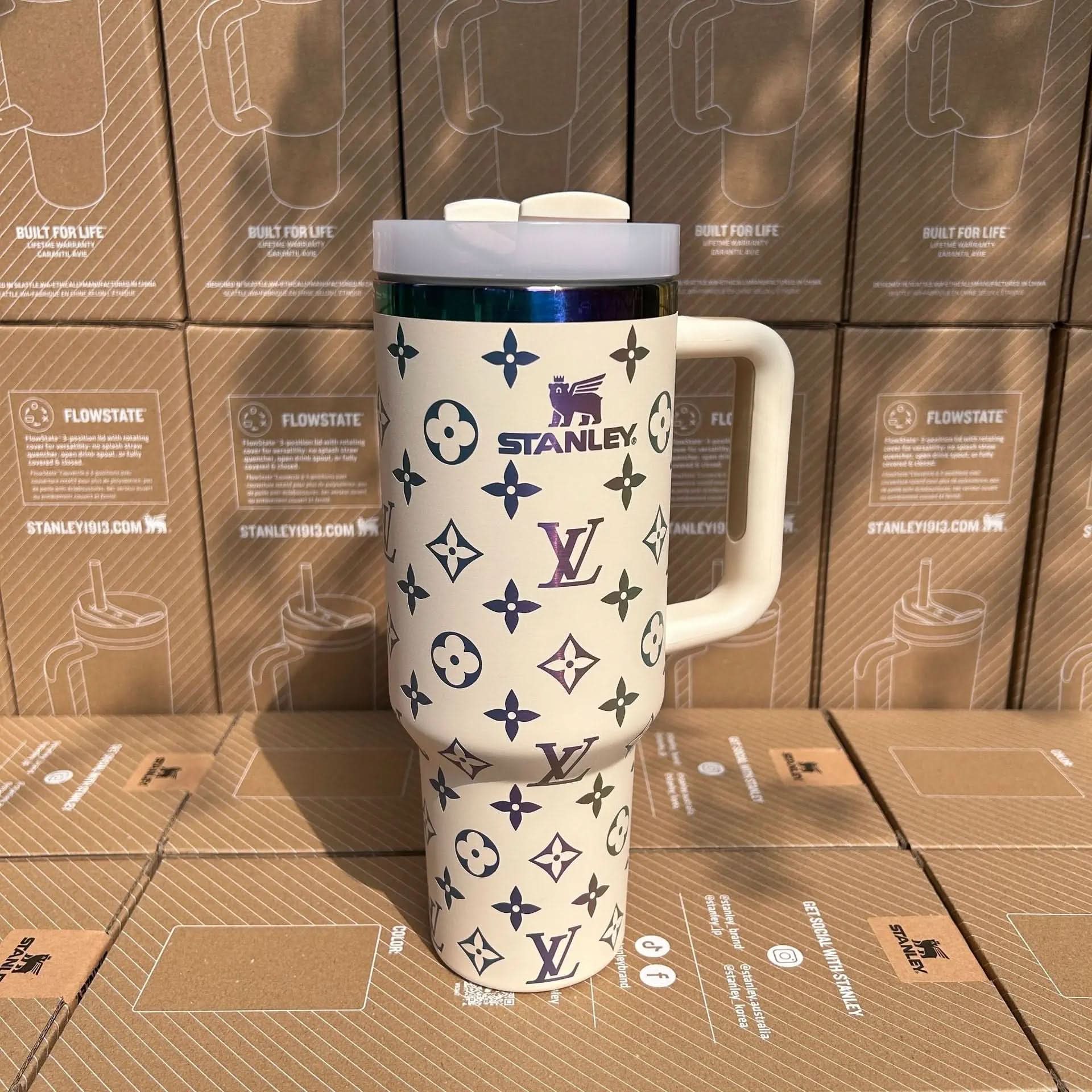 Stanley lv 40 oz Holographic Thermal Cup – Shine, Style, and Comfort in Every Sip asasshop