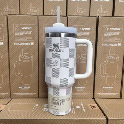 Stanley lv 40 oz Holographic Thermal Cup – Shine, Style, and Comfort in Every Sip