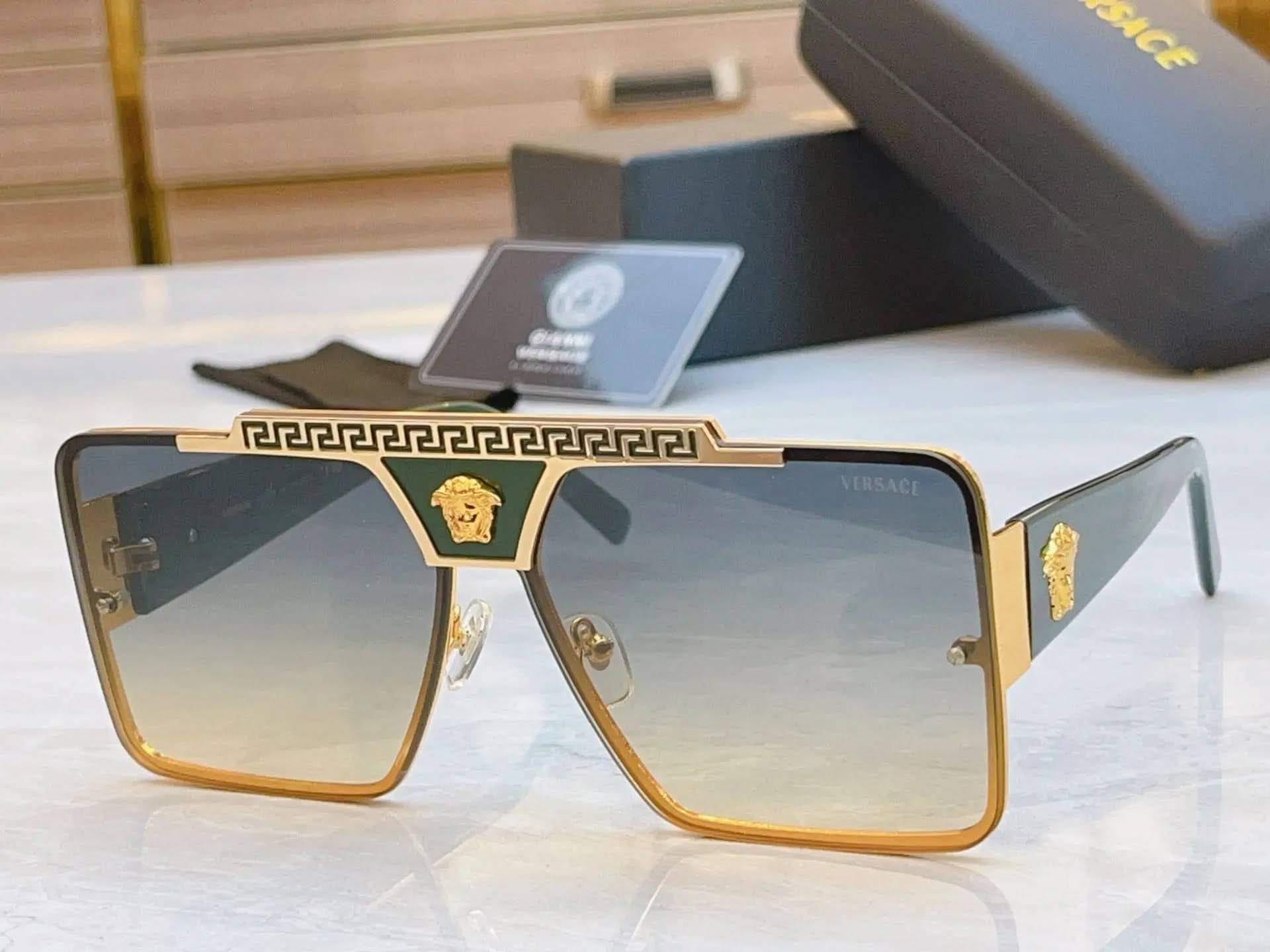 New Sunglasses, MODEL: VE5722, SIZE: 62-16-145 asasshop