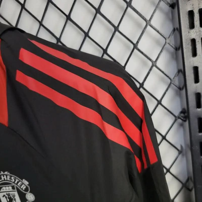 2025-26 Manchester United Black-Blue-Red Windbreaker S-2XL asasshop